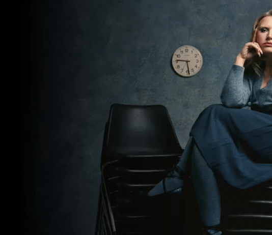 Self Esteem Presents